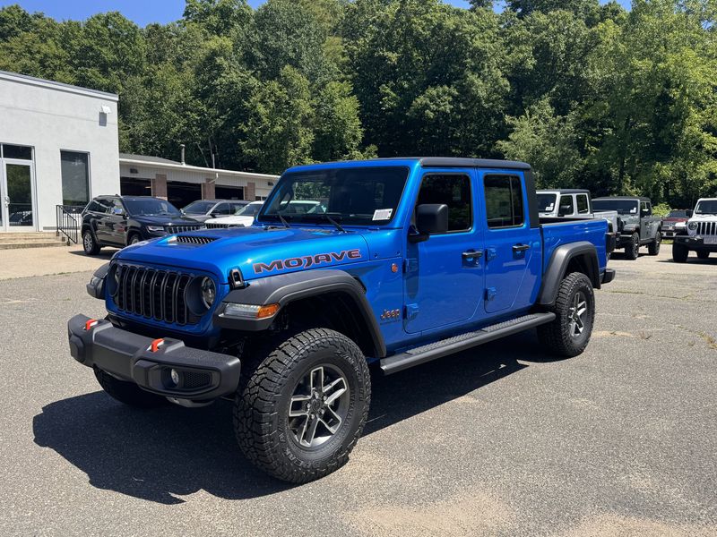 2024 Jeep Gladiator Mojave 4x4